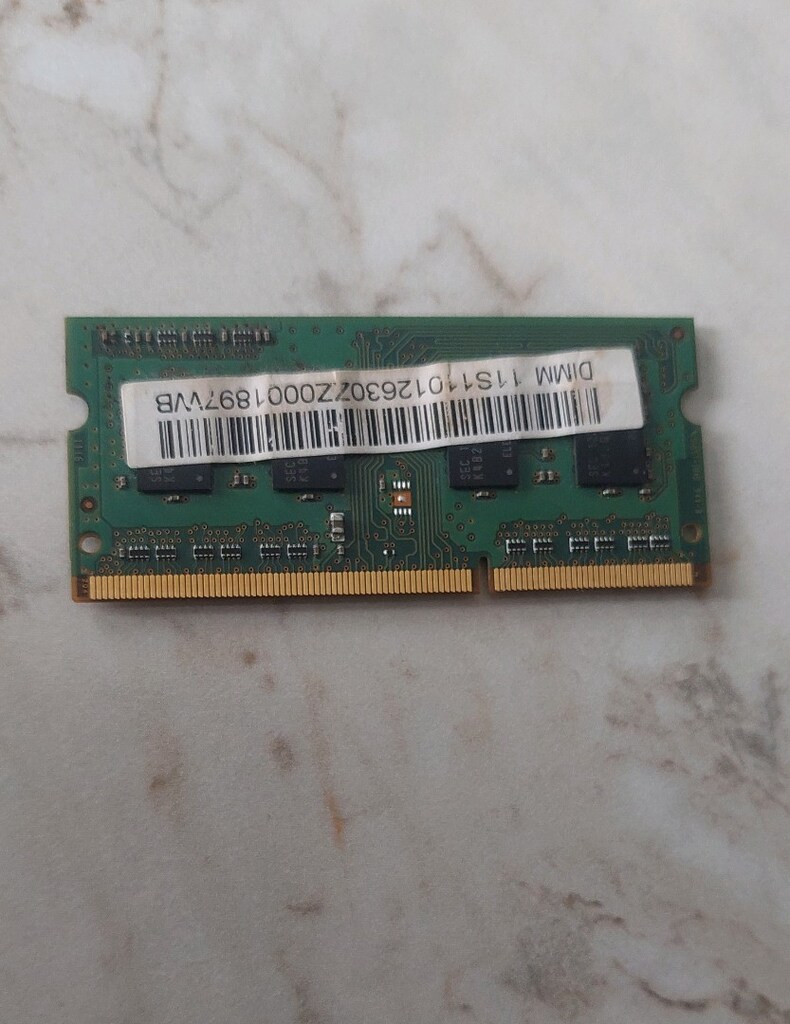 Samsung 2 GB 1333 Mhz DDR3 SODIMM Ram - 2