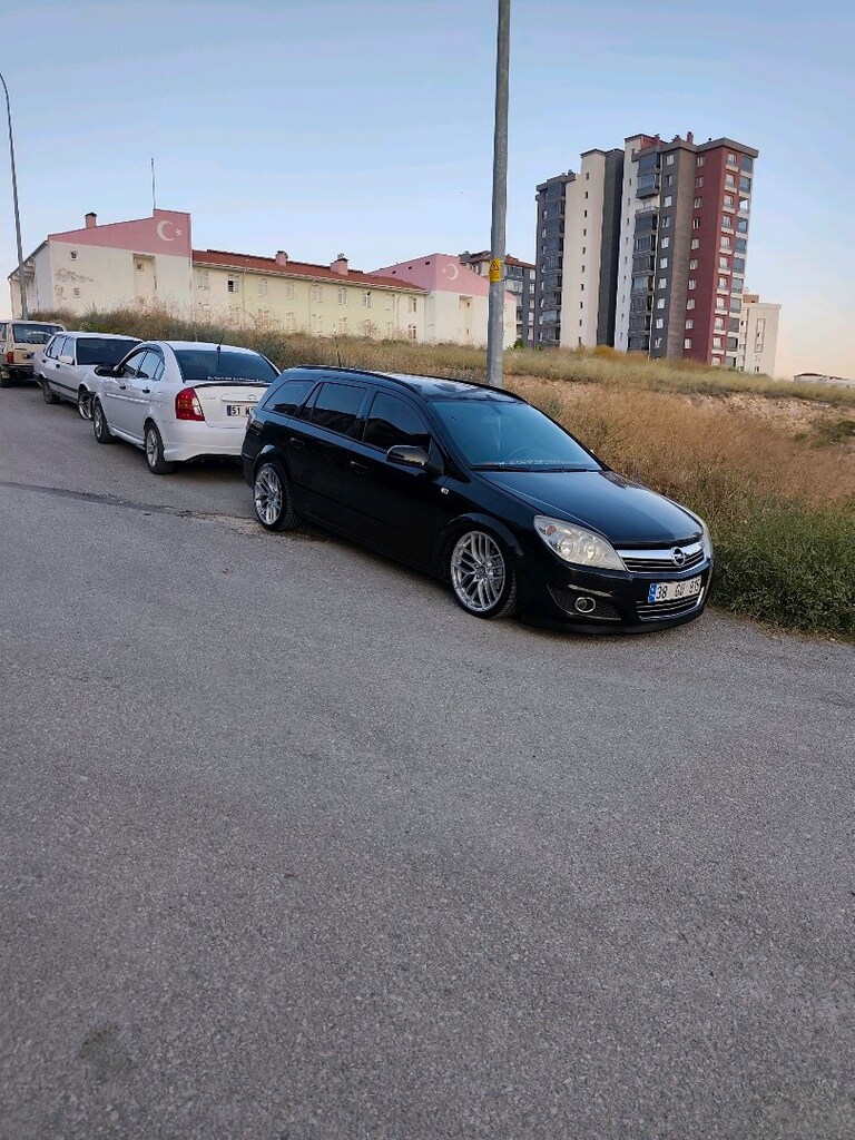 Opel Astra H kasa SW - 6