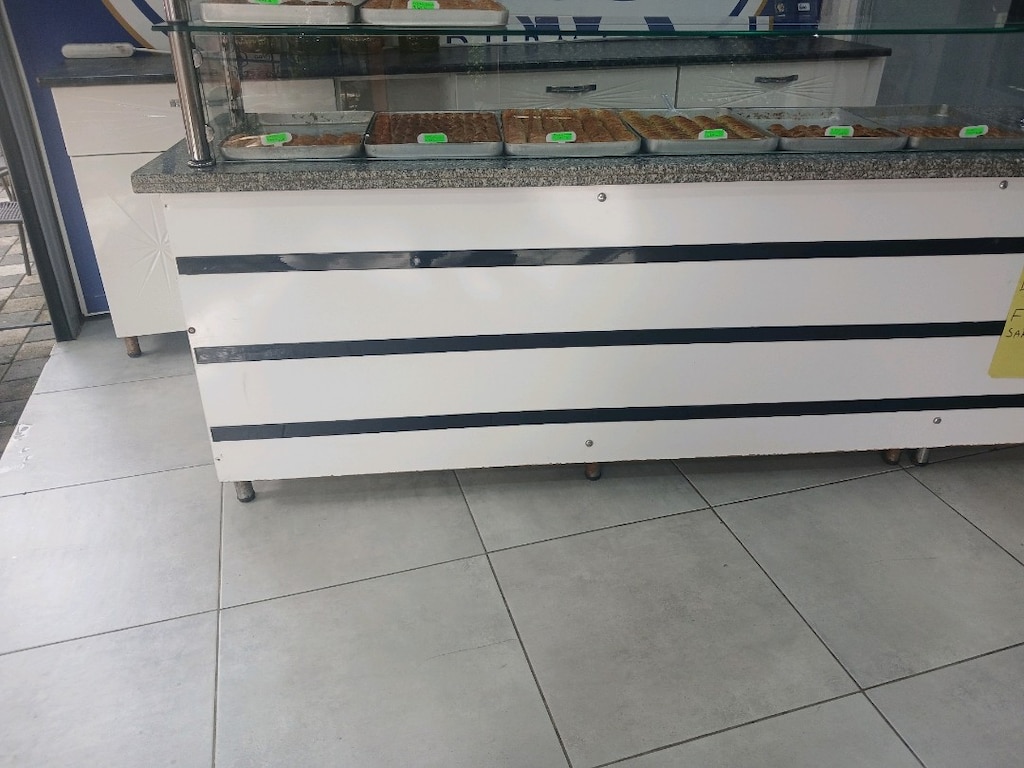 Baklava tezgahı mermer ve dolapla beraber - 2