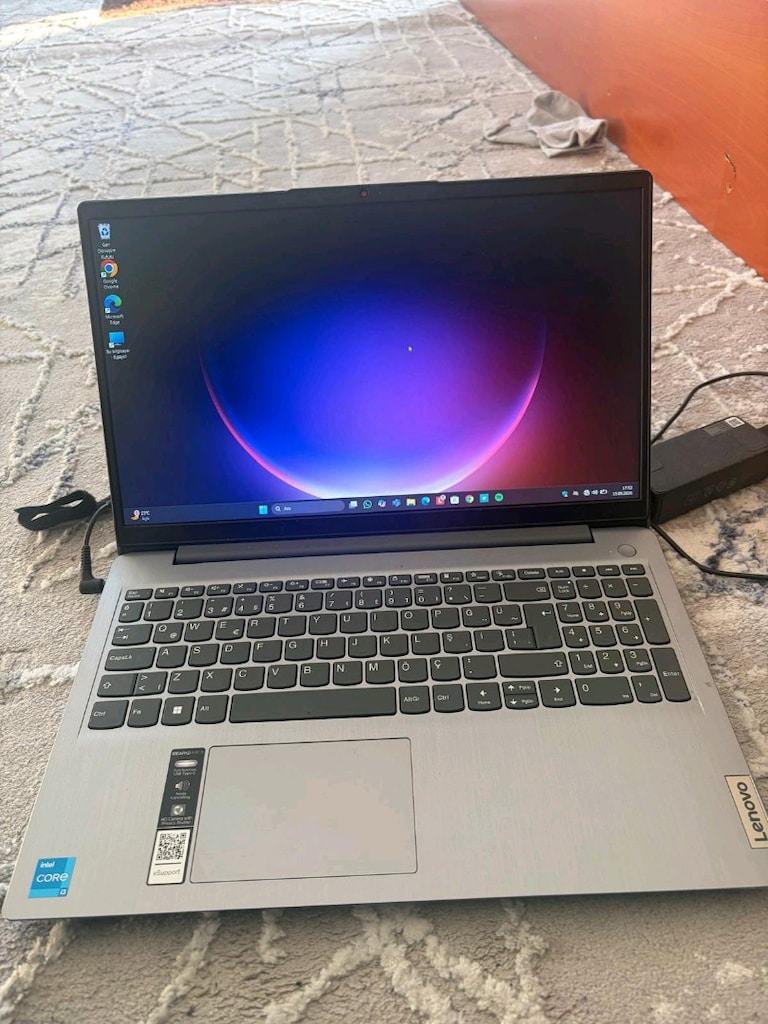 LENOVO Ideapad İntel Core i3-1215U 16GB 512GB SSD WINDOWS 11 15.6" Ful