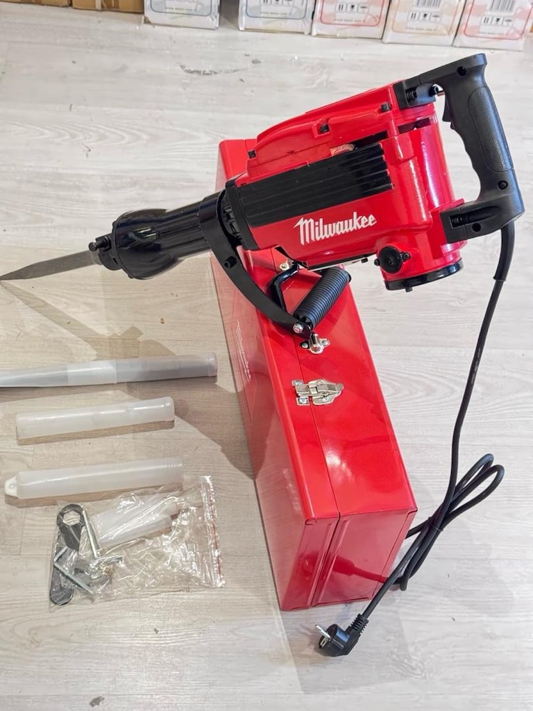 MILWAUKEE PROFESYONEL 16 KG KIRICI HİLTİ DARBELİ SIFIR ÜRÜNDÜR - 7