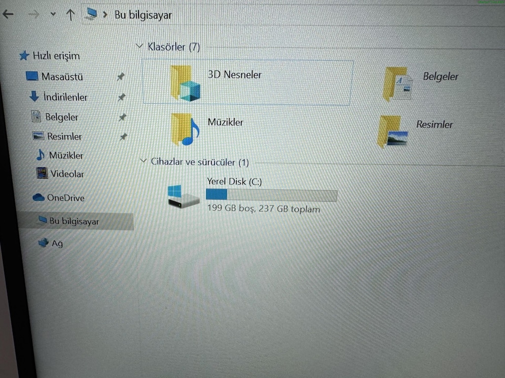 THİNKPAD X1 CARBON İ5 10. NESİL 16 GB RAM 256 M2SSD DOKUNMATİK - 7