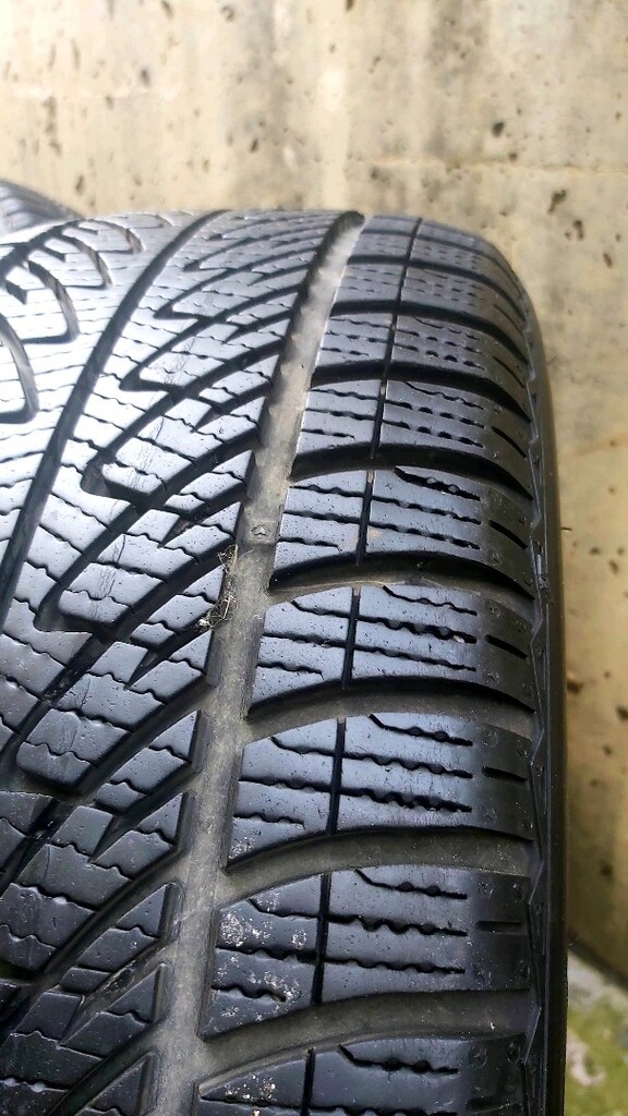 215 50 17 GOODYEAR KIŞLIK LASTİK TAKIMI - 5