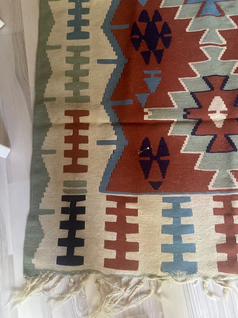 El dokuması kilim 35 yıllık - 2