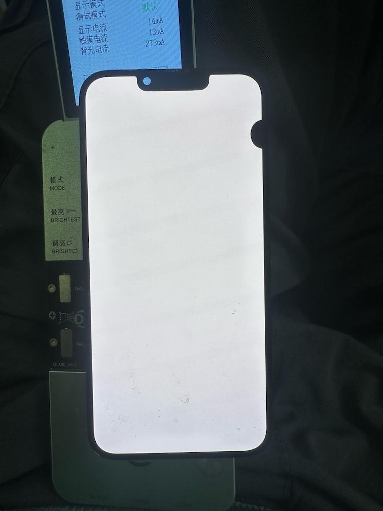 iPhone 13 orjinal lekeli ekran - 2