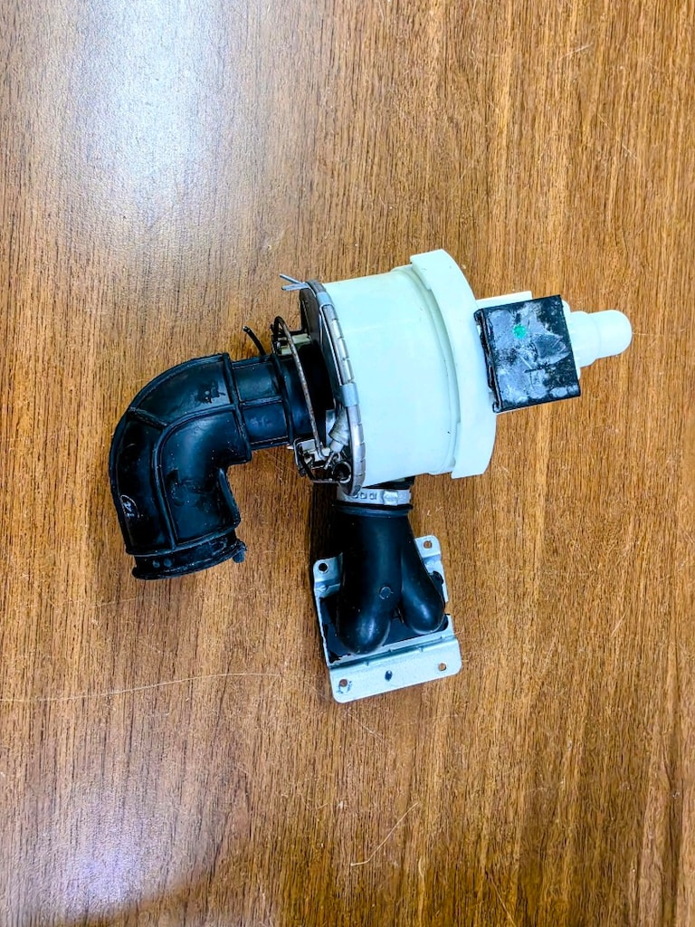 Bulaşık Makinesi Sirkülasyon Yıkama Motoru Pompası Ariston LBF 31 - 4