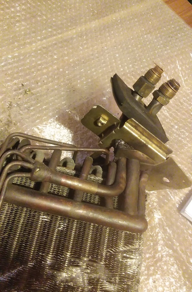 MERCEDES W115 KLİMA PETEK RADYATÖR - 4