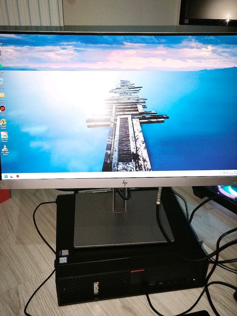 Lenovo Thinkstation iş bilgisayarı,server seti