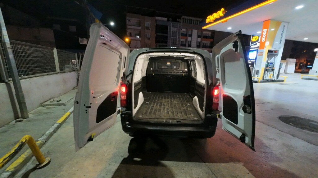 2024 Berlingo 1.5 BlueHDi Feel (100 HP) - Katlanır Ayna bakımlı - 10