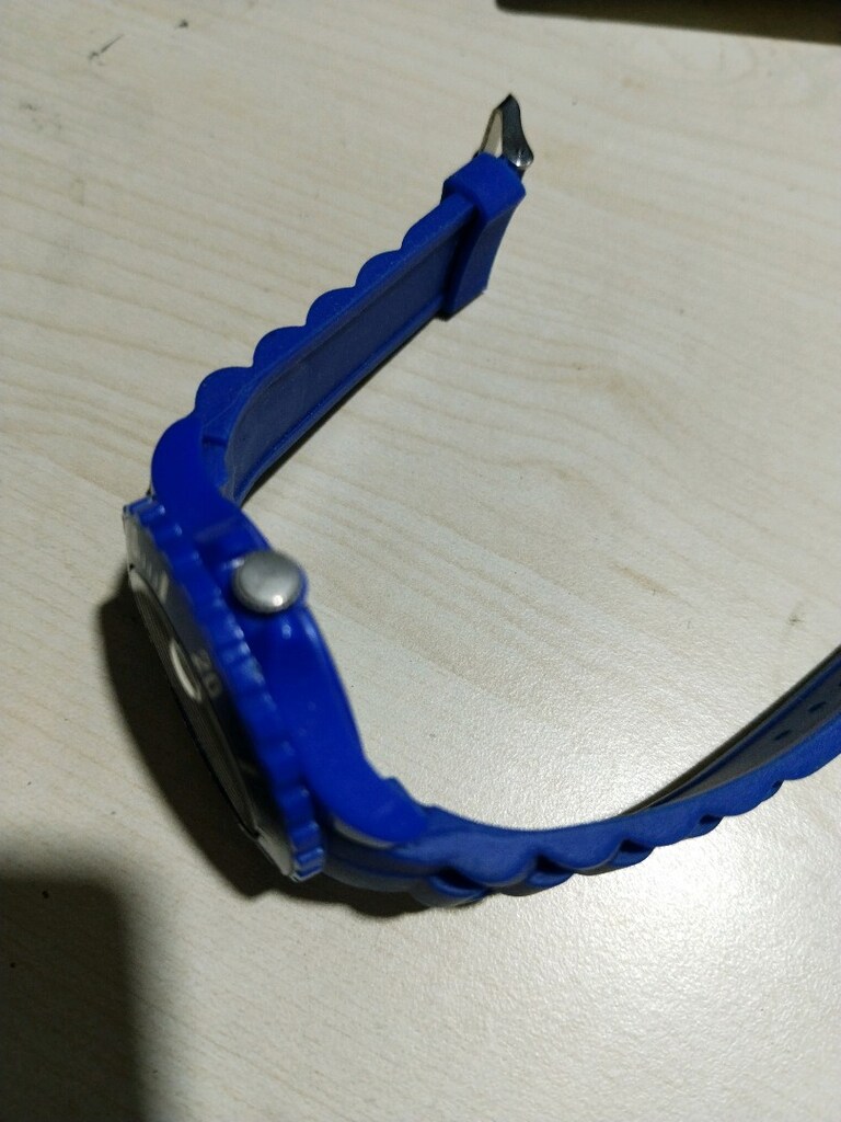 KULLANILMAMIŞ AMBER TIME MARKA SİLİKON KORDONLU BAYAN KOL SAATİ - 2