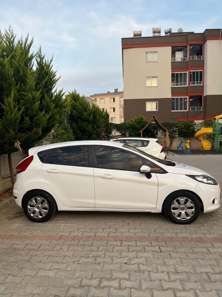 Ford fiesta 1.25 benzin&Lpg 2011 model - 3