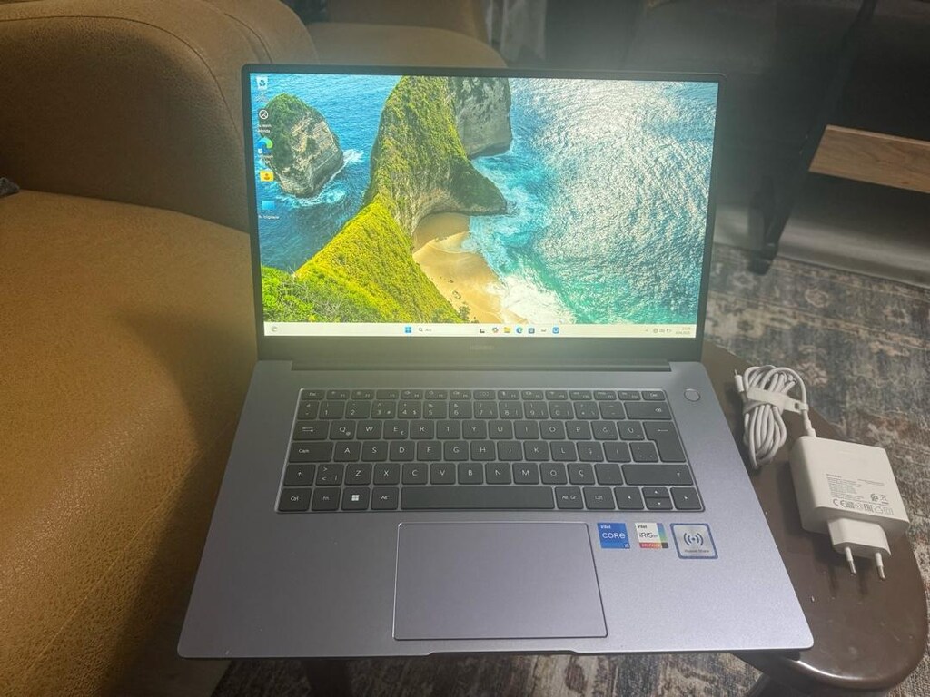 Huawei i5 11.Nesil 8/256 - 3