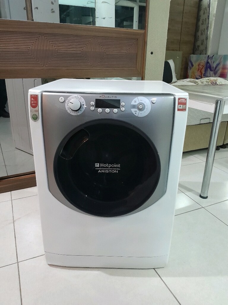 Temiz sağlam hotpoint ariston marka 9 kiloluk çamaşır makinesi - 5