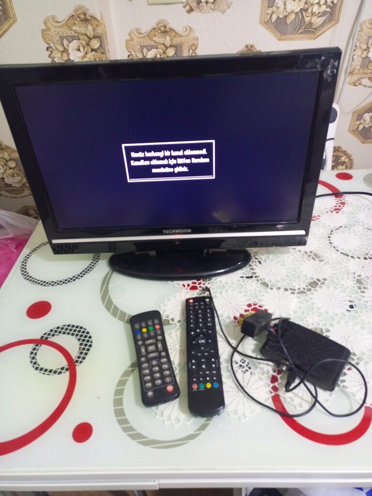 32 Ekran Televizyon Kumandası uydu suyla - 2