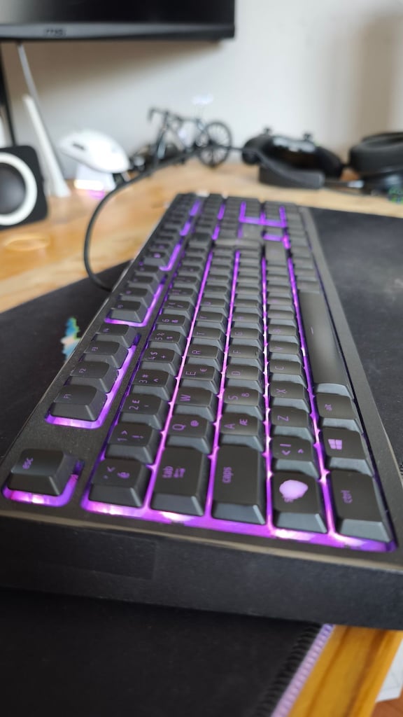 Razer Ornata Chroma V2 Membrane Oyuncu Klavyesi - 5