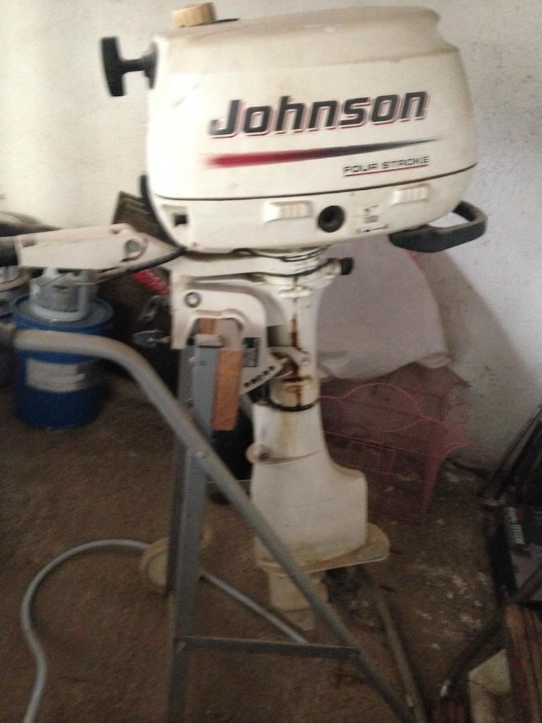 Johnson marka tekne motoru