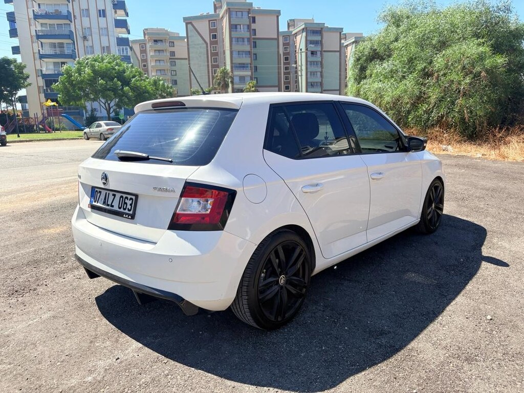 SKODA FABİA 2017 STYLE | 1.0 TSİ GREENTECH 110 HP | DSG 7 İLERİ - 4
