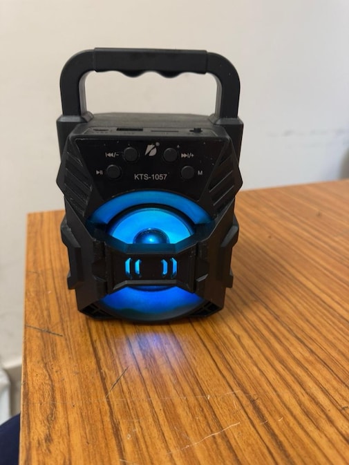 Satılık Bluetooth hoparlör - 3