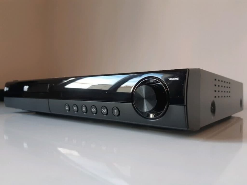 LG AMFİ DIGITAL 5.1 Optic 850 W. - 2