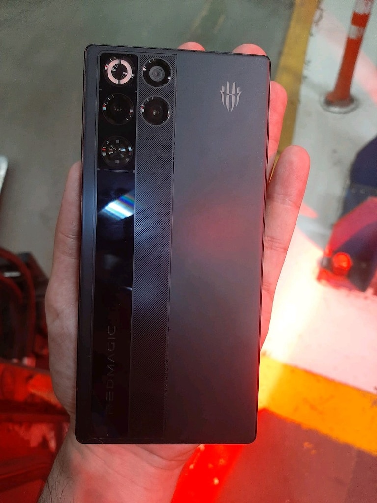 Red magic 11 pro - 3