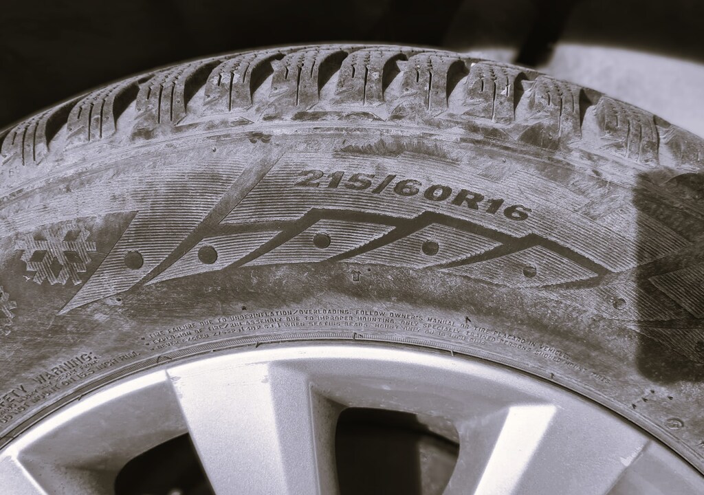 215 60 R16 dört mevsim lastik (sahibinden 1adet) - 4