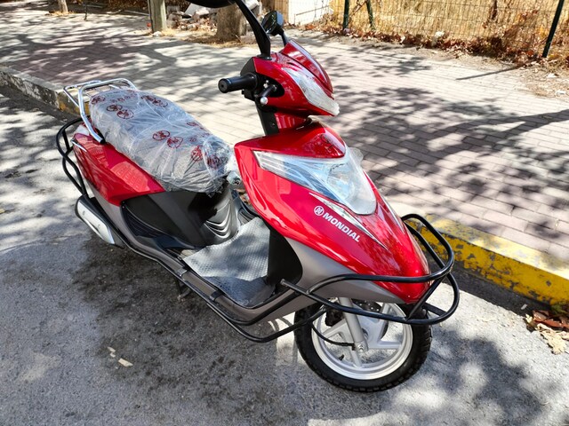 ACİL 2021 MONDİAL RİTMİCA 100 CC BORDO RENK 1250 KM DE COK AZ KULLANİL
