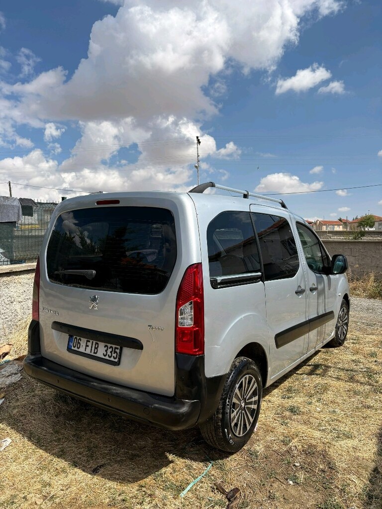 Peugeot partner tepee comfort 1.6 - 2