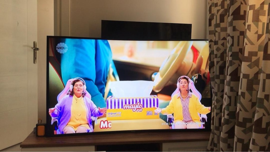 Samsung 55 inç4K Ultra HD Smart TV UE55MU7350 Sorunsuz, kumandalı.