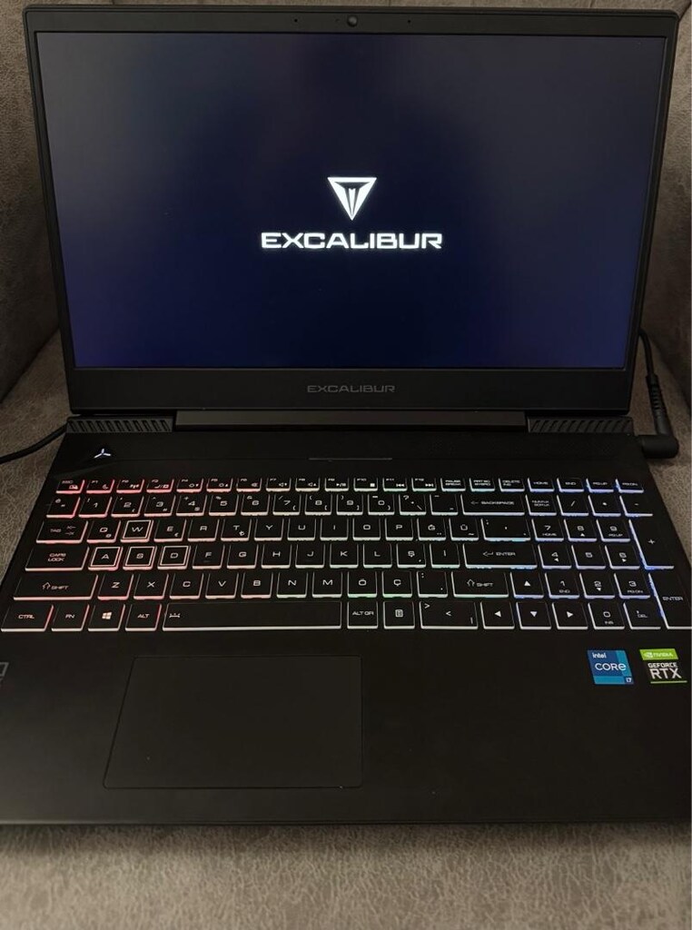 Excalıbur DizÜstü Bilgisayar TerTemiz Ürün Kaçırma - 2