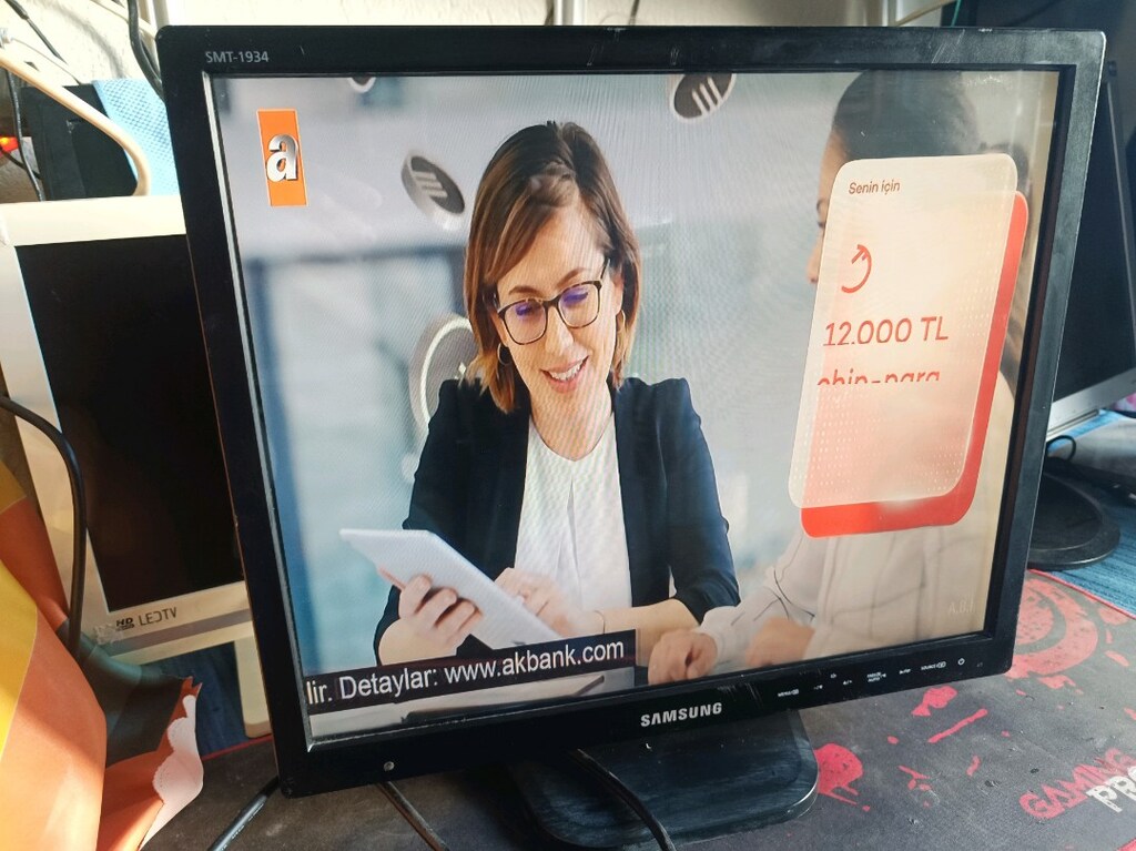 HDMI VGA Hoparlör Monitör& TV 19" süper - 5