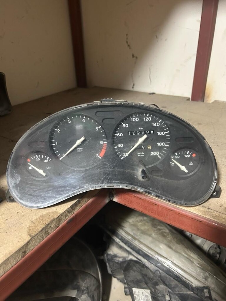Opel corsa b gösterge paneli - 2