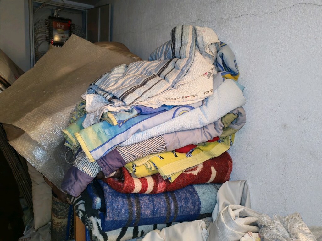 BATTANİYE TEK VE ÇİFT KİŞİLİK TANE 150TL 2AD 250TL OLUR YER BUCA - 3