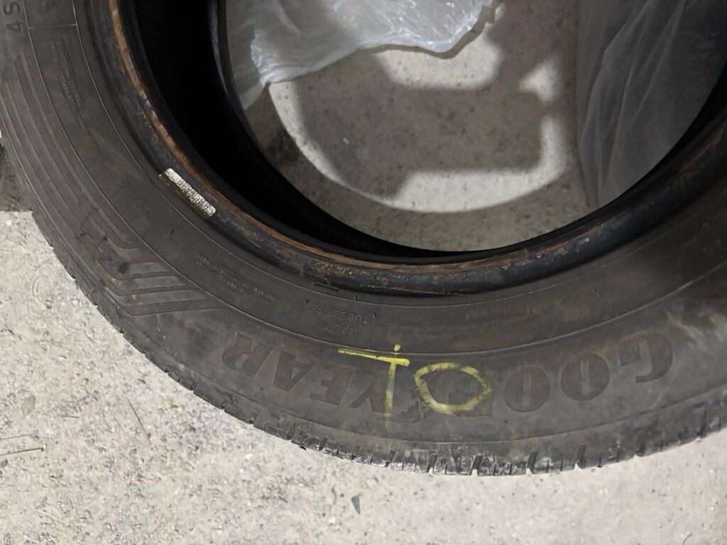 195/65/15. 4 mevsim lastik - 4