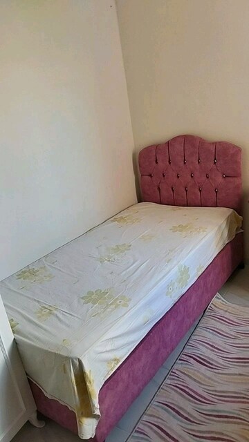Baza başlık Tek kişilik