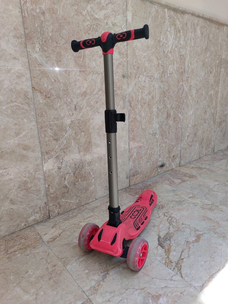 Cool Wheels 3 Tekerlekli Işıklı Maxi Scooter Pembe (Katlanabilir) - 5