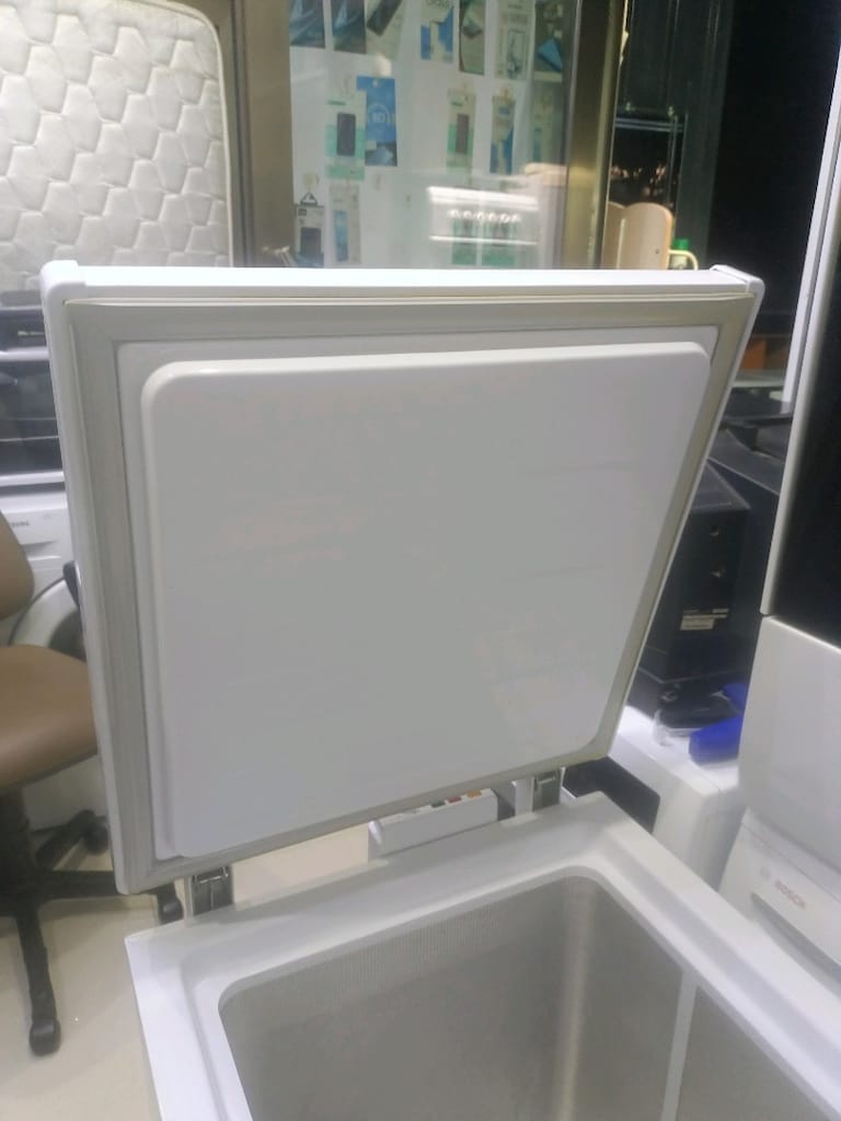 Arçelik 100 litre yeni gibi Tertemiz Derin Dondurucu - 7