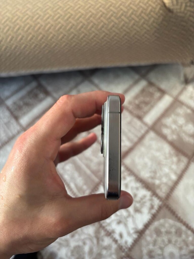 iPhone 15 Pro 128GB Çift Sim Değişensiz - 8