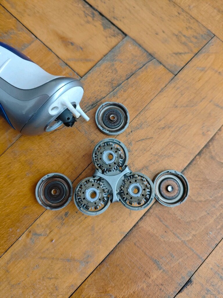 Philips traş makinesi - 12