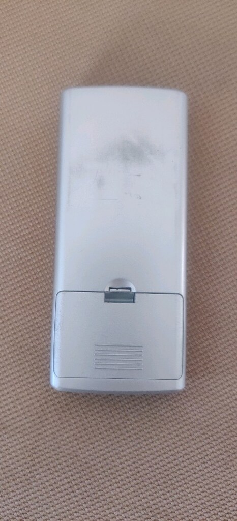 DeLonghi Uzaktan Kumandalı Klimalı Alan Isıtıcı Fan Kumandası. - 2