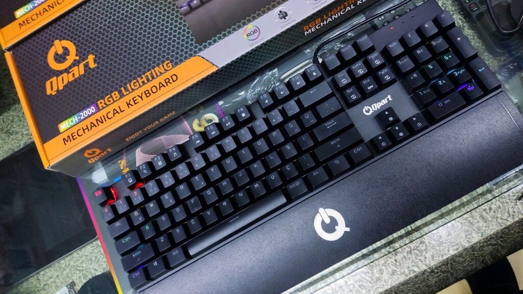 blue swich mekanik klavye modlanabilir RGB ışıklı sıfır ürün - 8
