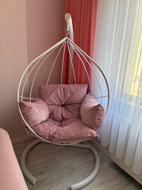 Salıncak Pembe Beyaz