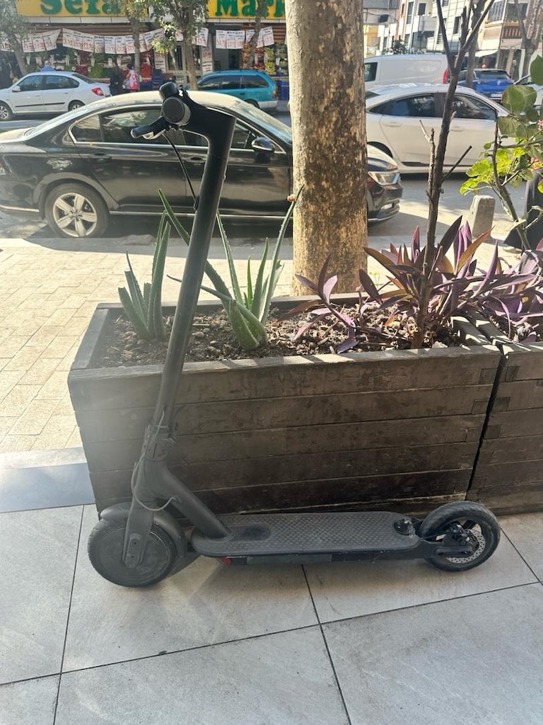 Temiz Kullanılmış Elektrikli Scooter - Sorunsuz / Şehir İçi Ulaşıma Uy - 3