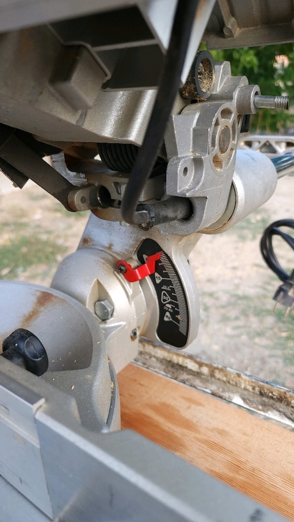 DEWALT GÖNYE KESME VE YATAR DAİRE - 11
