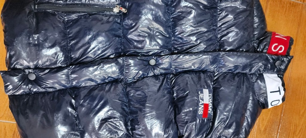 Tommy Jeans parlak koyu lacivert şişme mont. - 12
