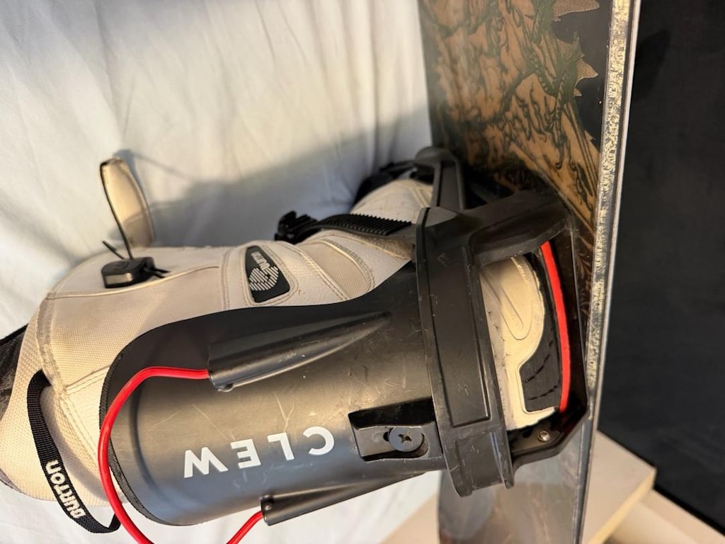Rossignol Snowboard 155 cm + Clew Bağlama + Burton Bot 43.5 |KompleSet - 3