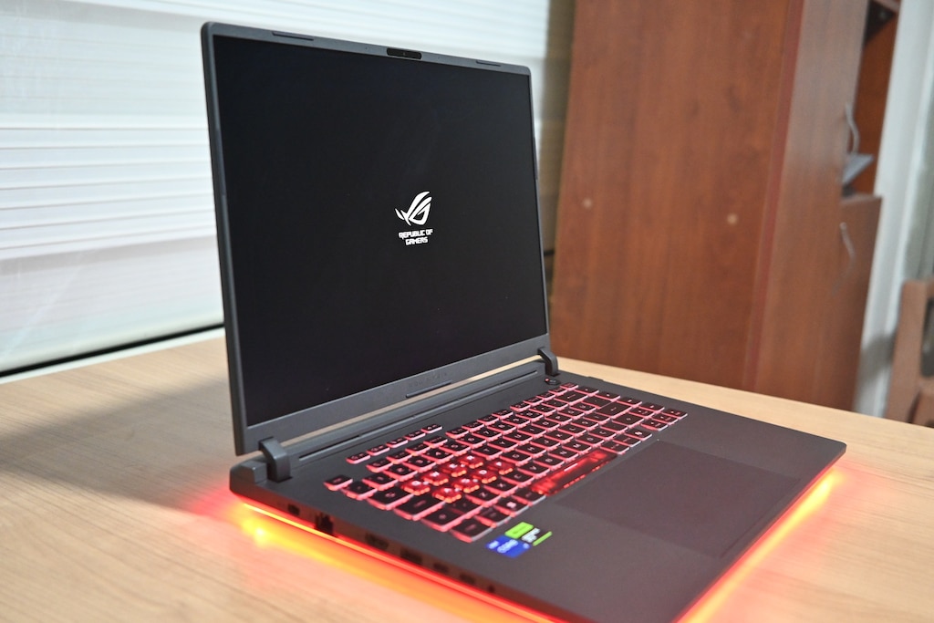 ASUS ROG Strix G16 G615JMR | i7-14650HX | RTX 5060 8GB |16GB RAM - 2