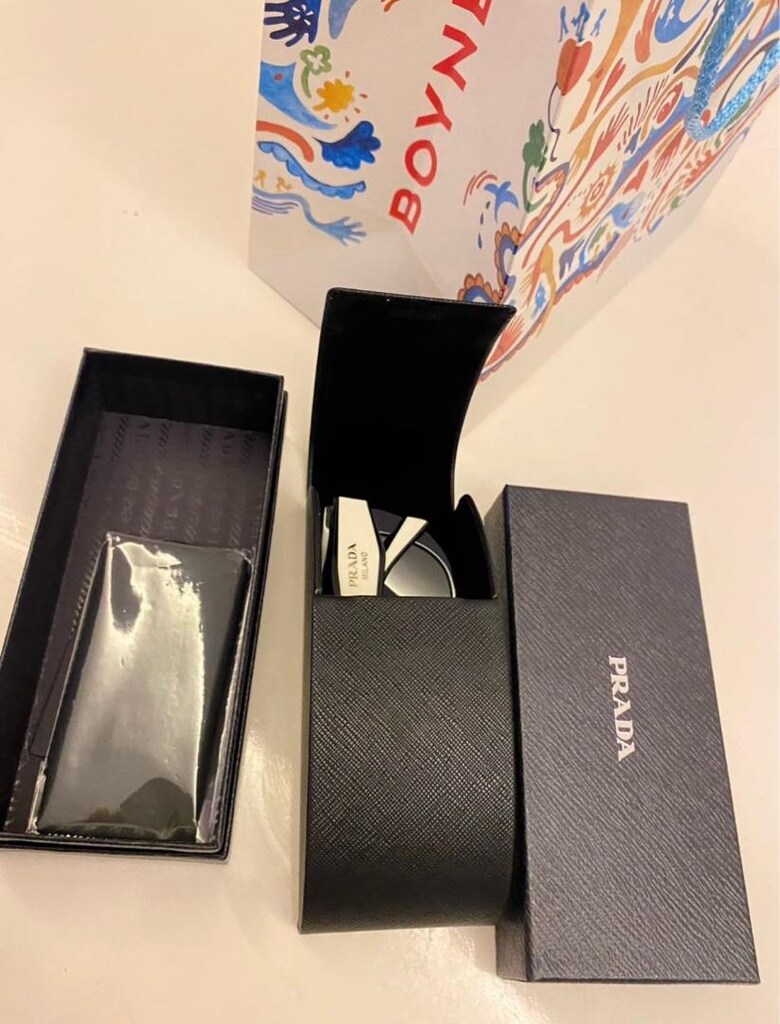 prada gözlük