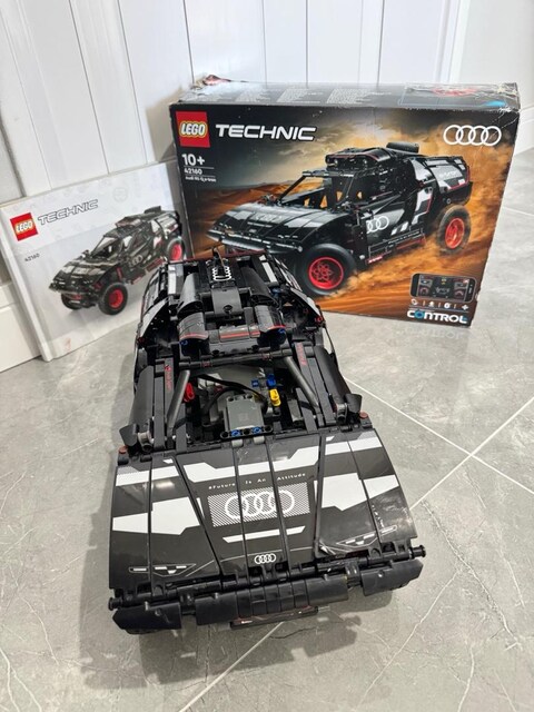 Lego Technic Audi RS Q E-Tron