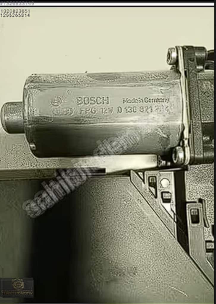 7L0959794A VW TOUAREQ PORCHE CAYANNE SAĞ ARKA CAM MOTORU - 4