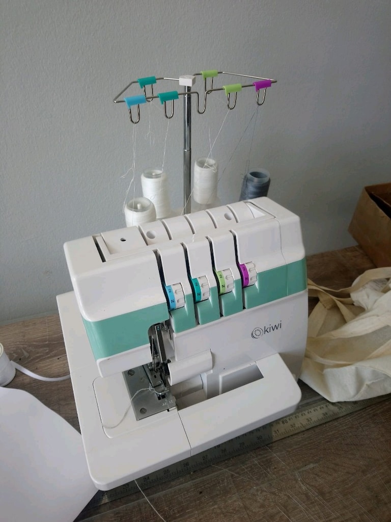 Kiwi overlok makinesi - 2